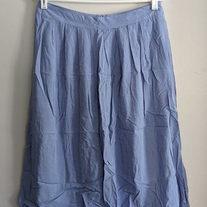 Forever 21 Lightweight Knee-Length Skirt Women Large Pleated Periwinkle Blue